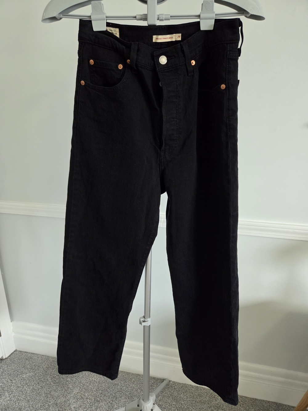 Women's Black Ribcage Straight-Leg Levis Jeans